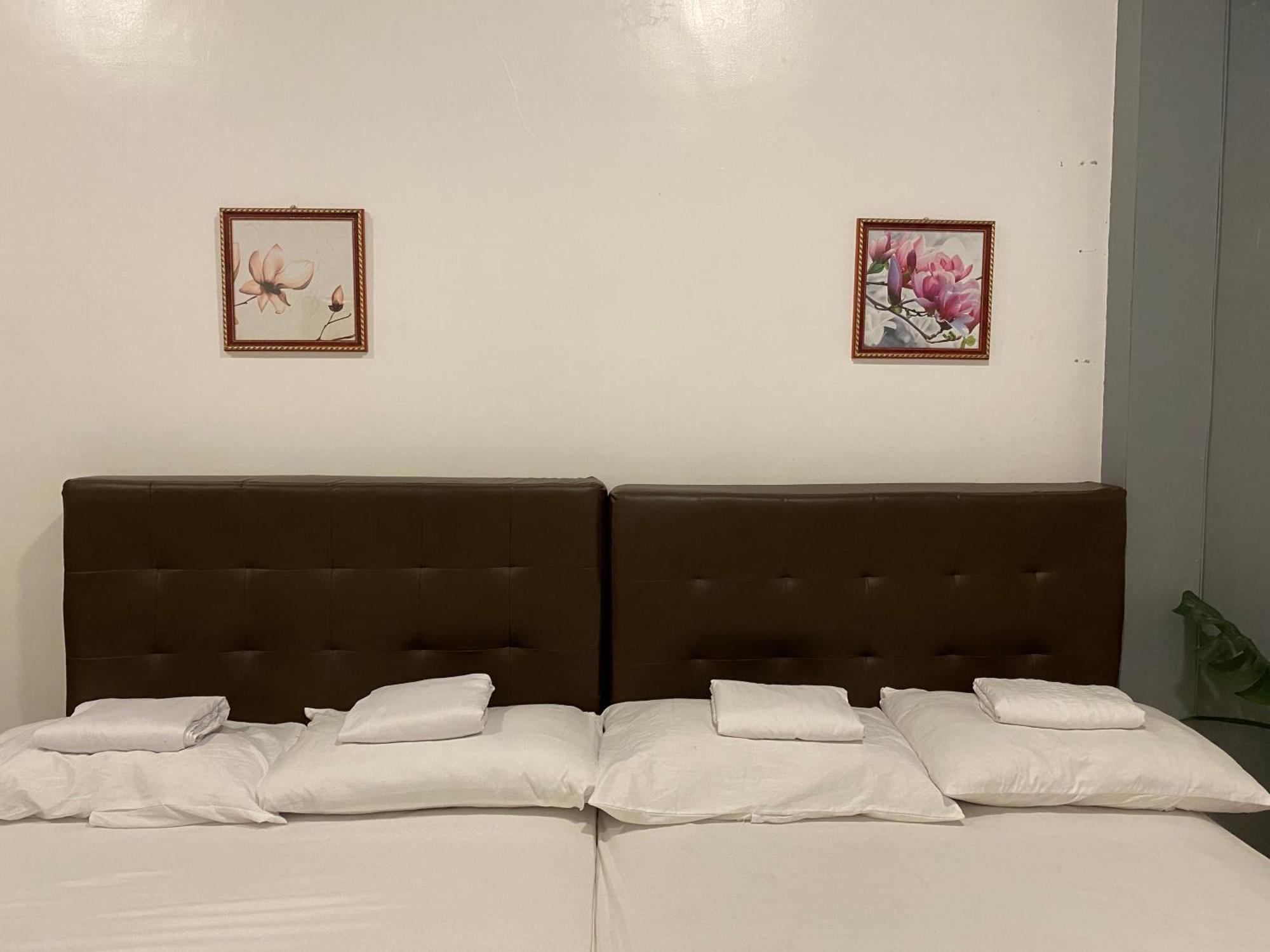 Floating Sanctuary Resort Powered By Cocotel Bulacan Room photo